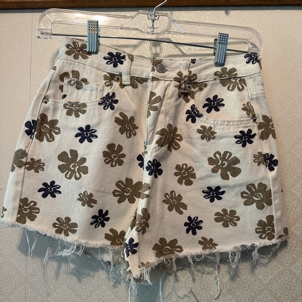 Khaki + Blue Jean Shorts SZ 3/26